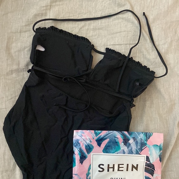 ✨SHEIN swimsuit - brand new - Picture 4 of 6